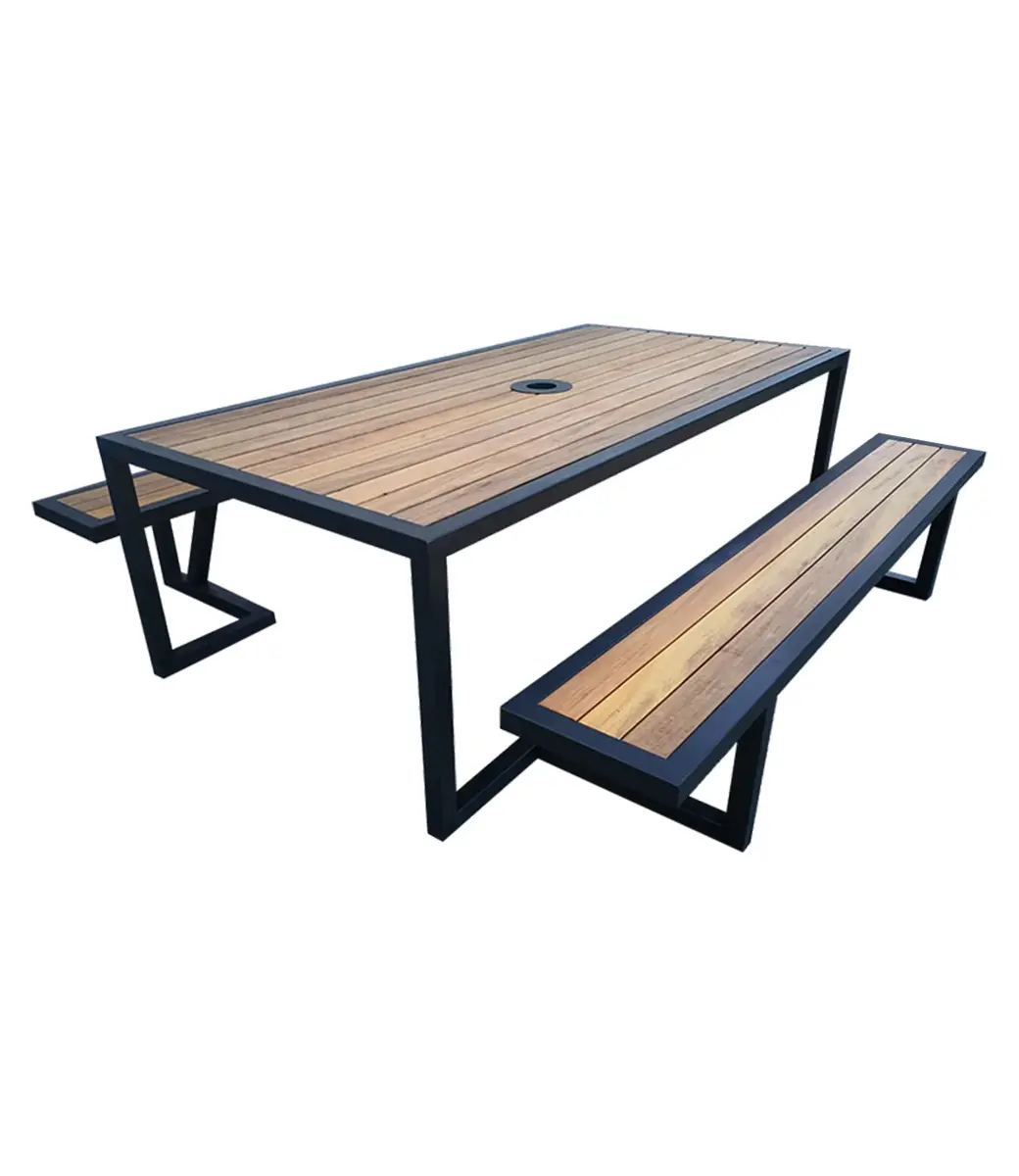 Picnic Table 