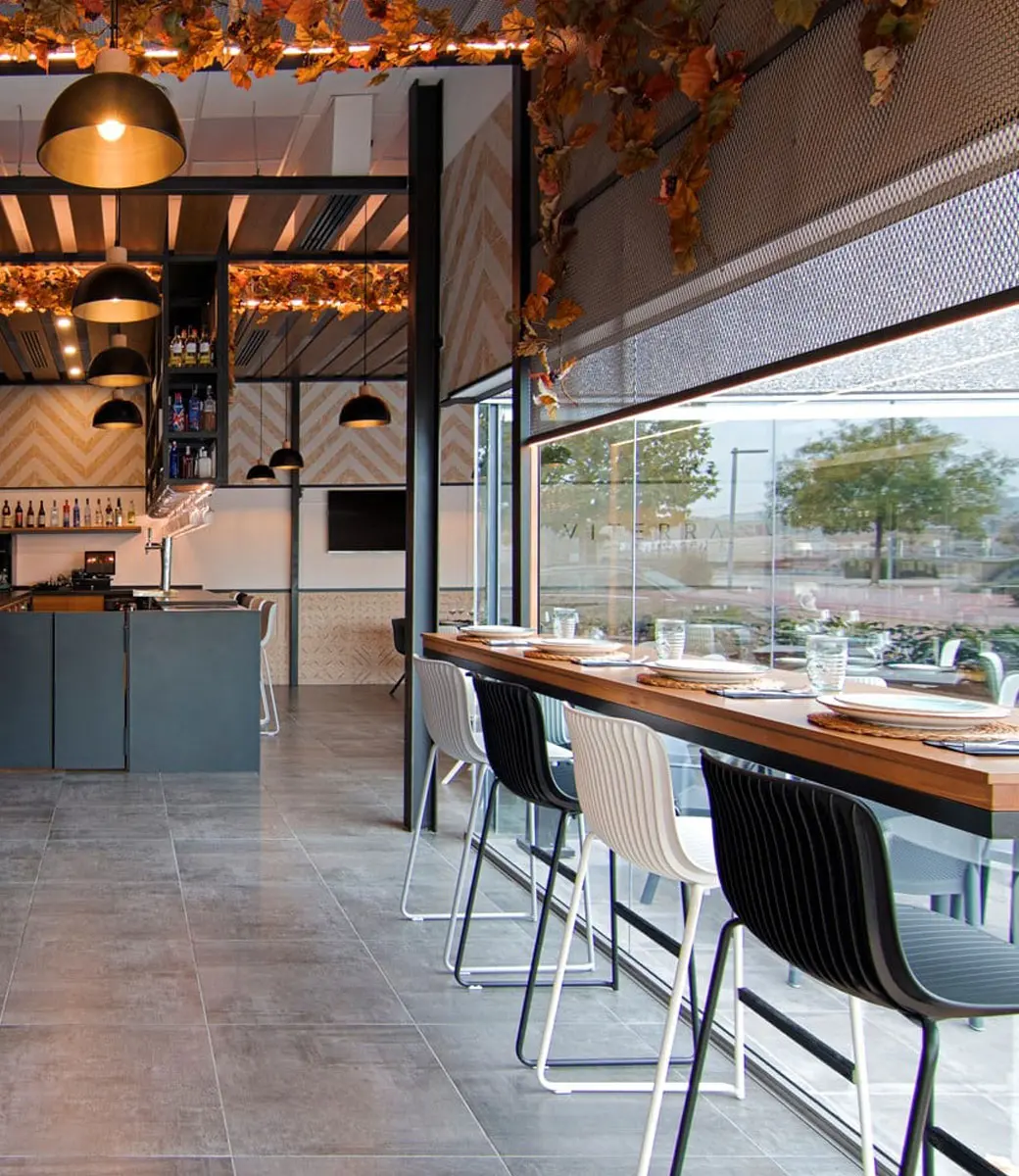 Dragonfly Sled Cafe Bench Seating