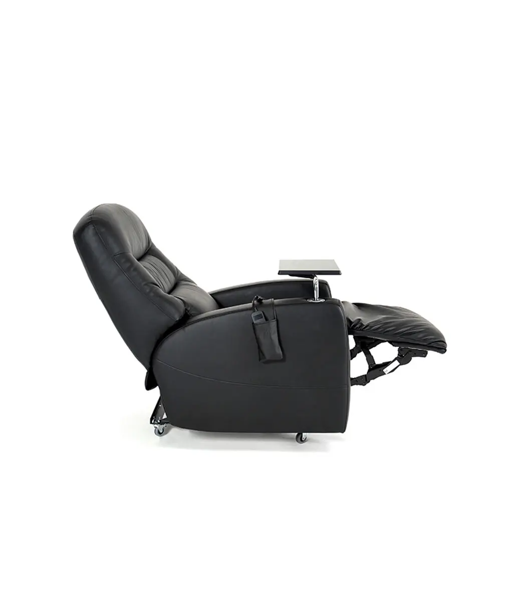 Mercedes Recliner Extended Scaled