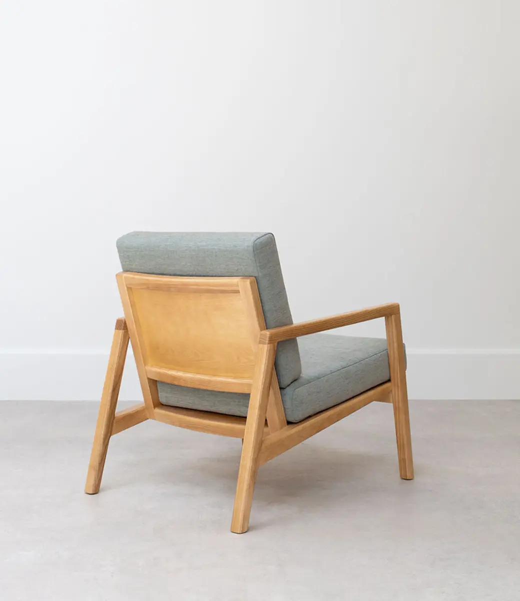 Stait Chair Back Angl E