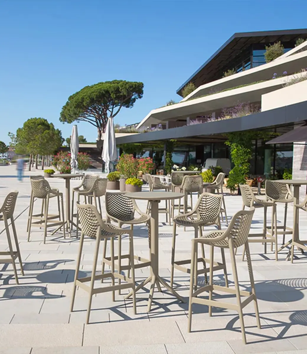 Sky Leaner Taupe Situ