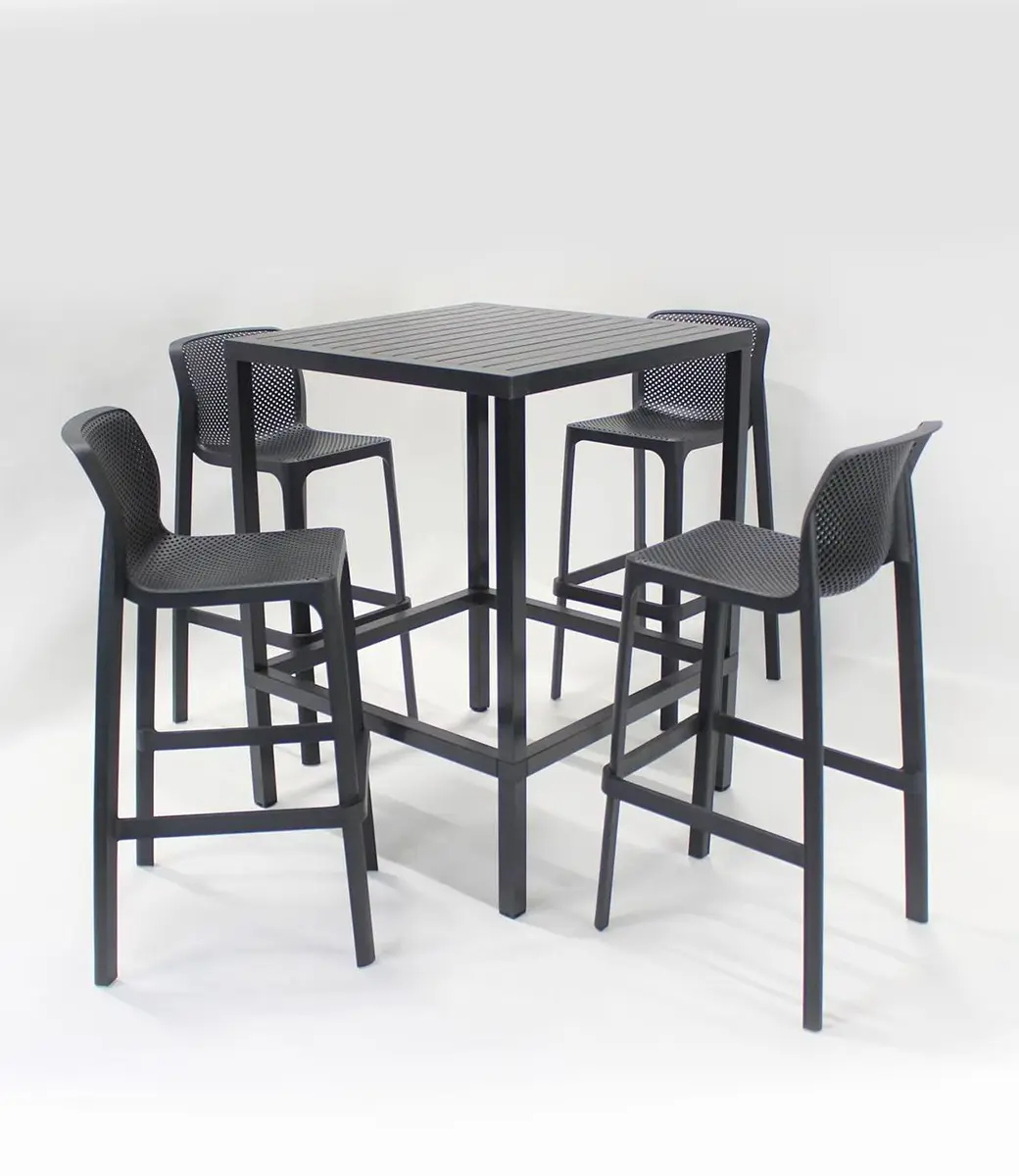 Cube Leaner Square With Stools 