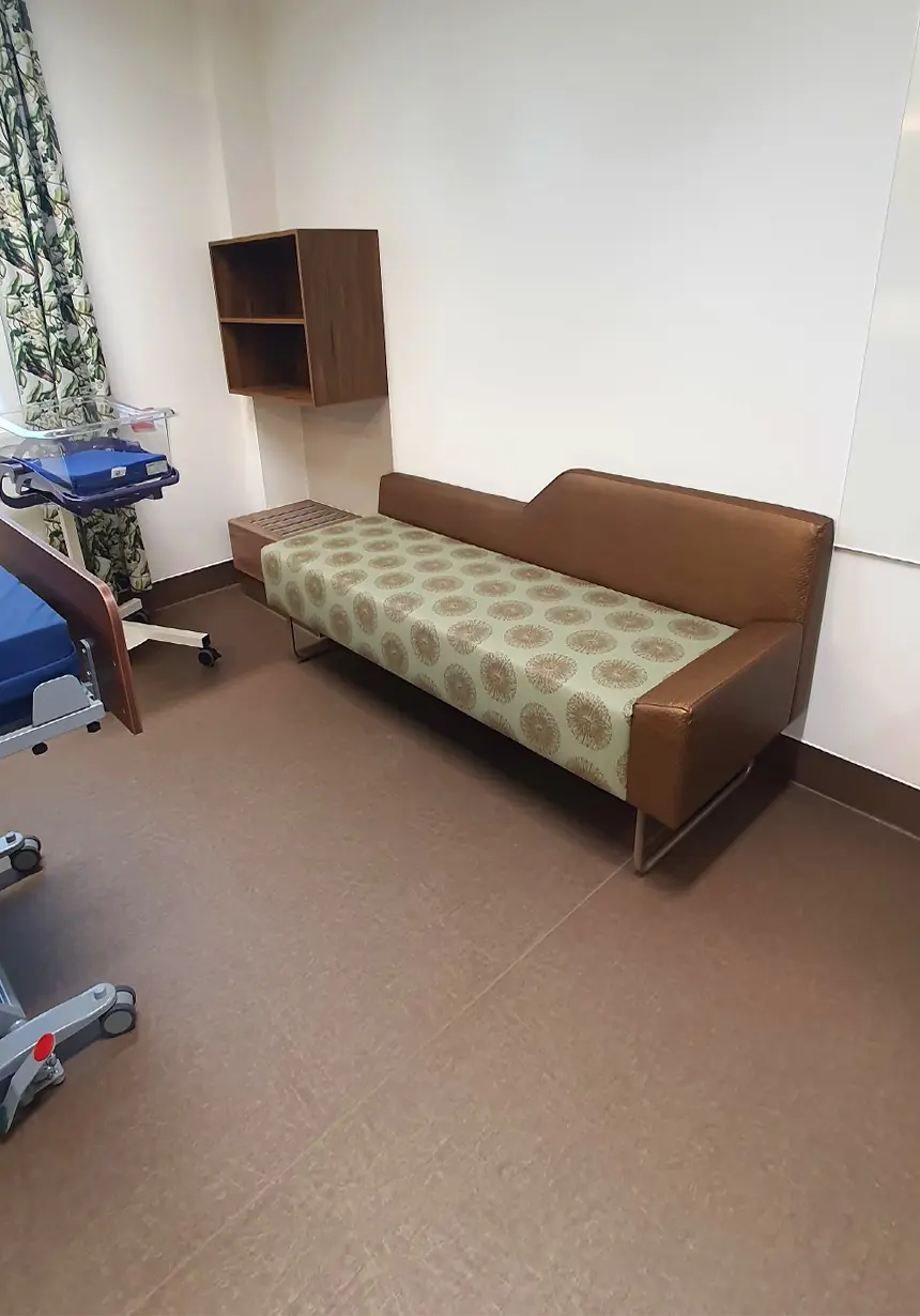 Kurawaka Patient Room 