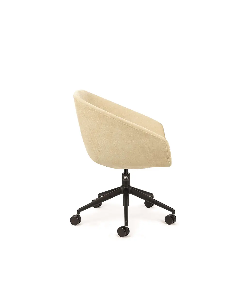 Brek 5 Castor B Side View