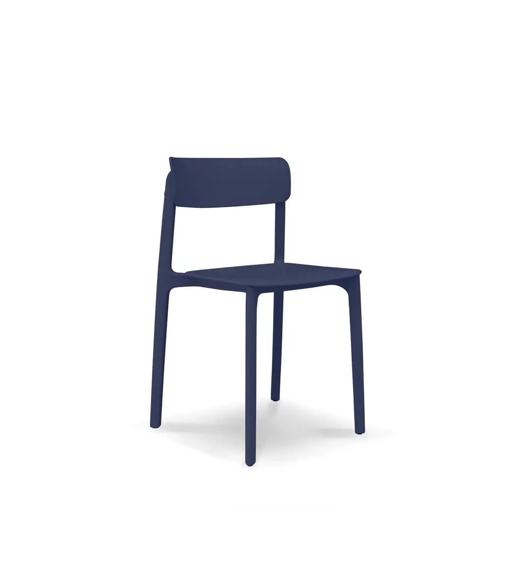 Meet in Chair Poly Blue
