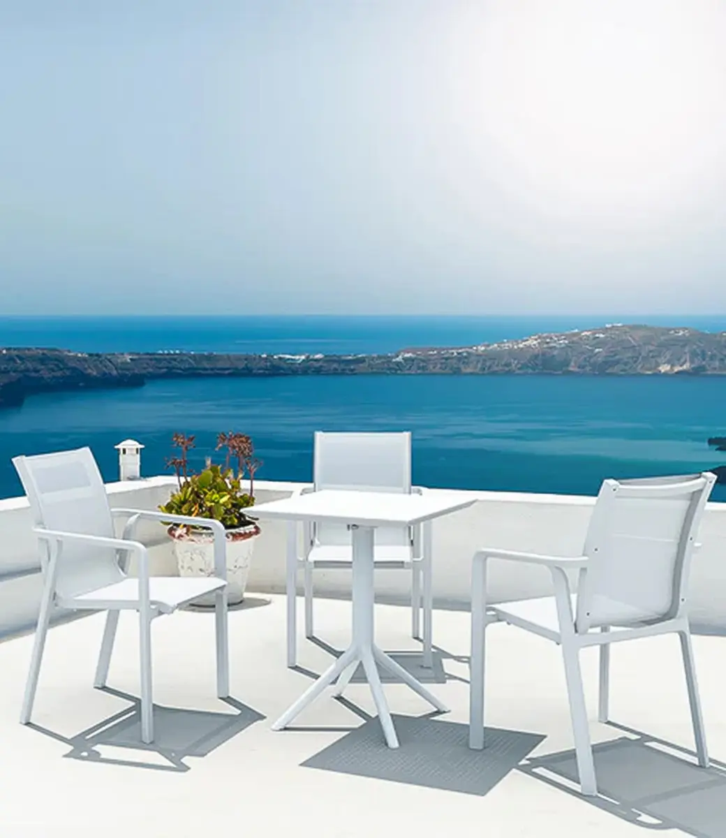 Sky Table Folding in Situ 