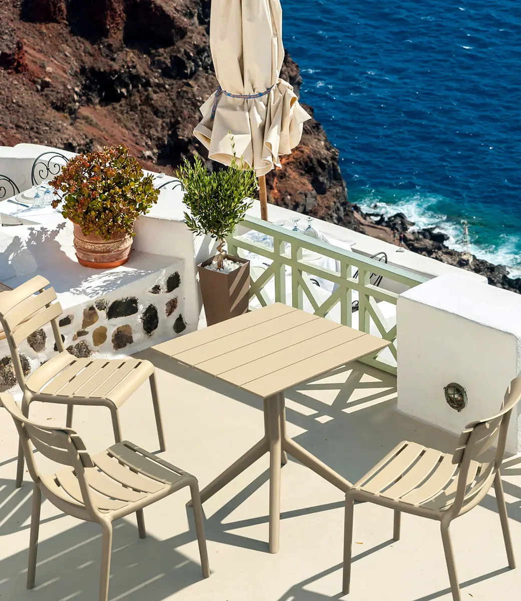 Helen Stool Outdoor Dining
