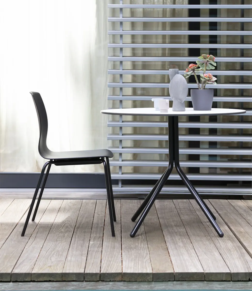 Fiore Outdoor Table
