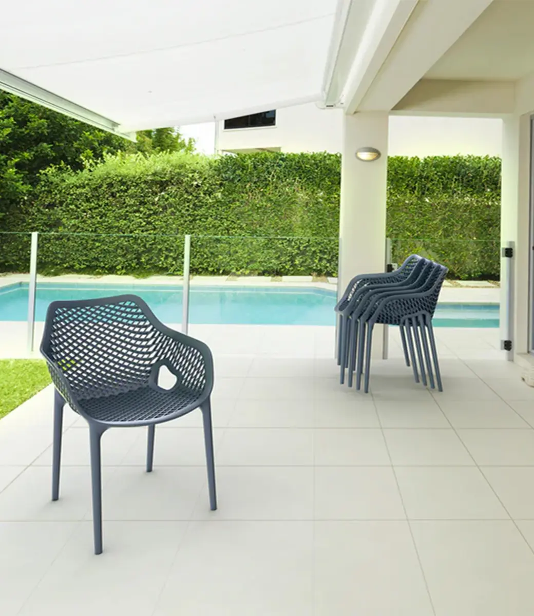 Oxygen Arm Chair Poolside