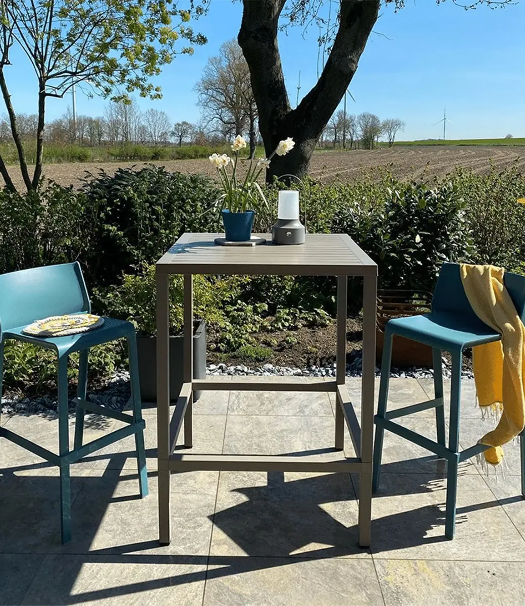 Cube Outdoor Leaner Beige in Situ