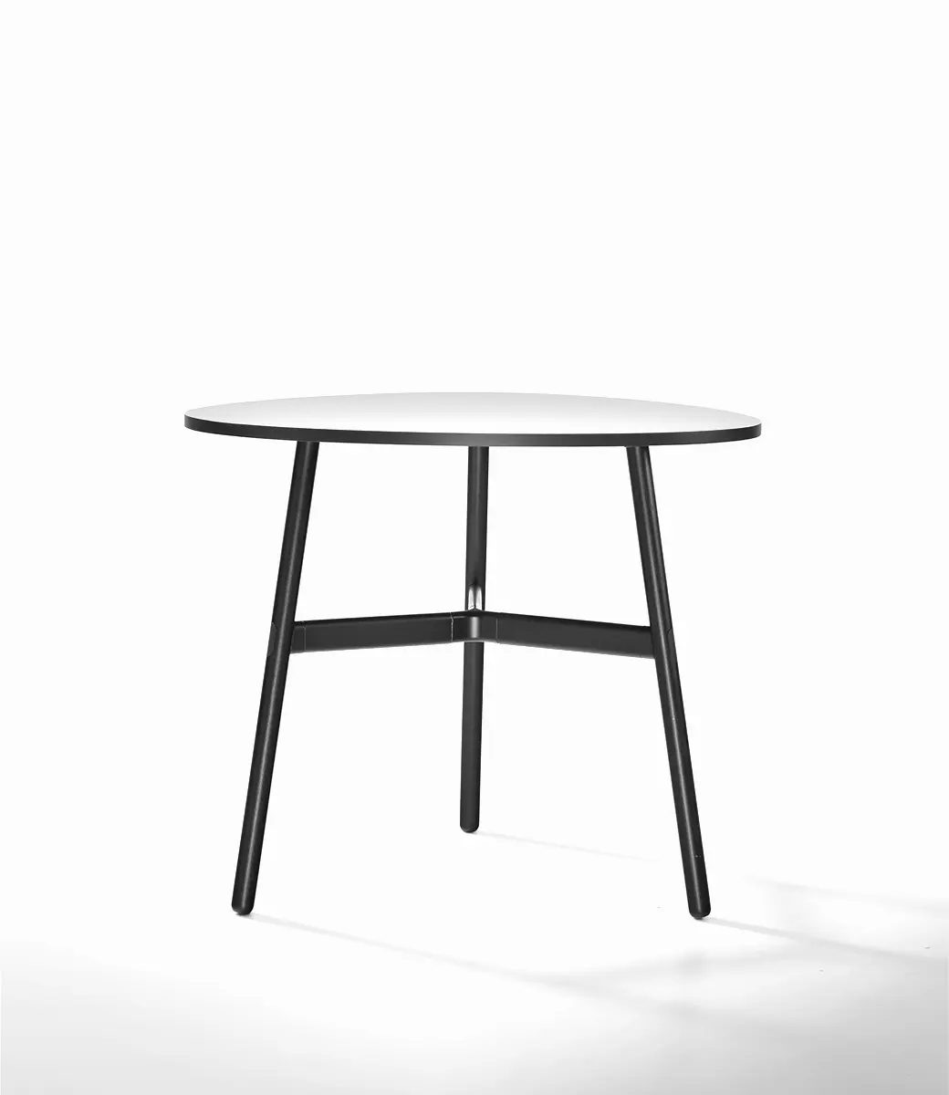 Okidoki Cafe Table Triangle