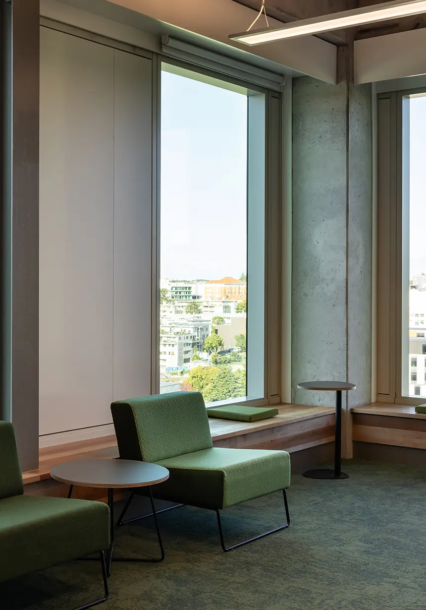 Davenport Trestle Laptop